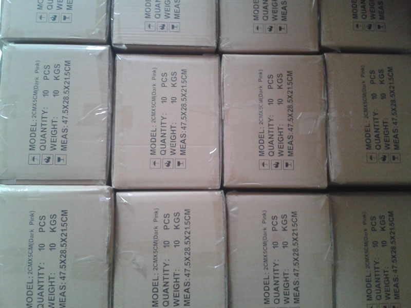 ���ɫ������